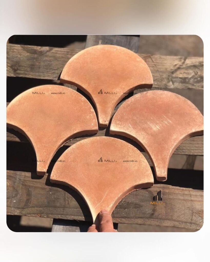 Gạch Handmade Cánh Quạt Đất Nung Màu Đỏ Đất Ốp Tường Trang Trí Kho Gạch Trang Trí Bình Dương TP.HCM