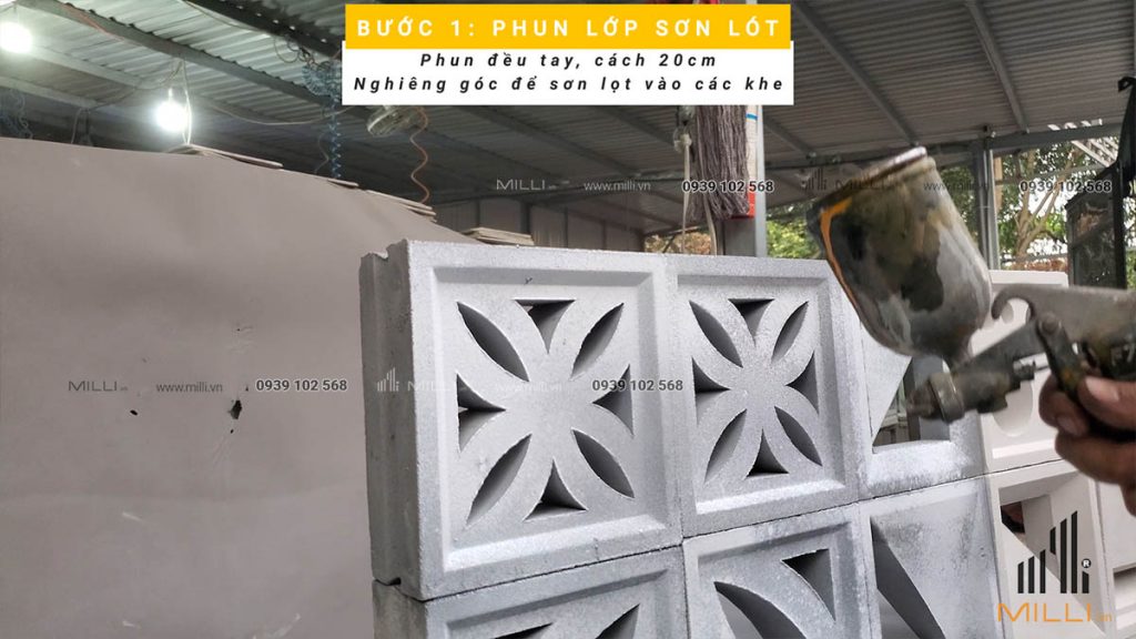 Sơn gạch bông gió xám rẻ hơn gạch thông gió trắng milli