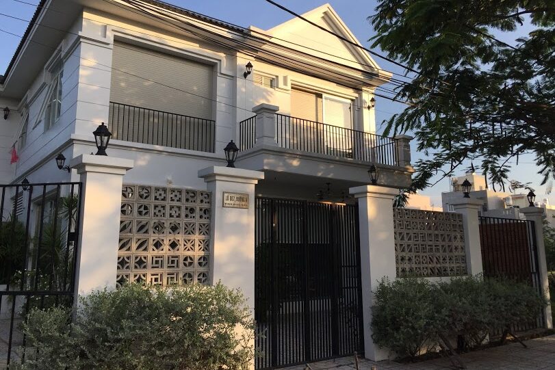 Gạch Thông Gió Chắn Mưa – Giải Pháp Thông Bền, Thẩm Mỹ Và Bền Đẹp Cho Mọi Công Trình